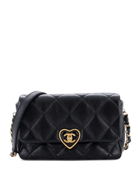 CHANEL Pre-Owned Kleine Coco Love CC Heart Flap Schultertasche aus gestepptem Lammleder
