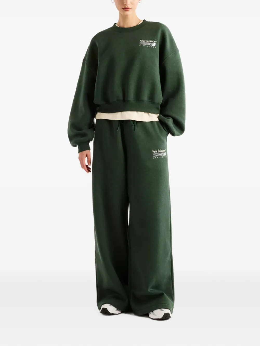 New Balance Trackside fleece crew sweatshirt Groen