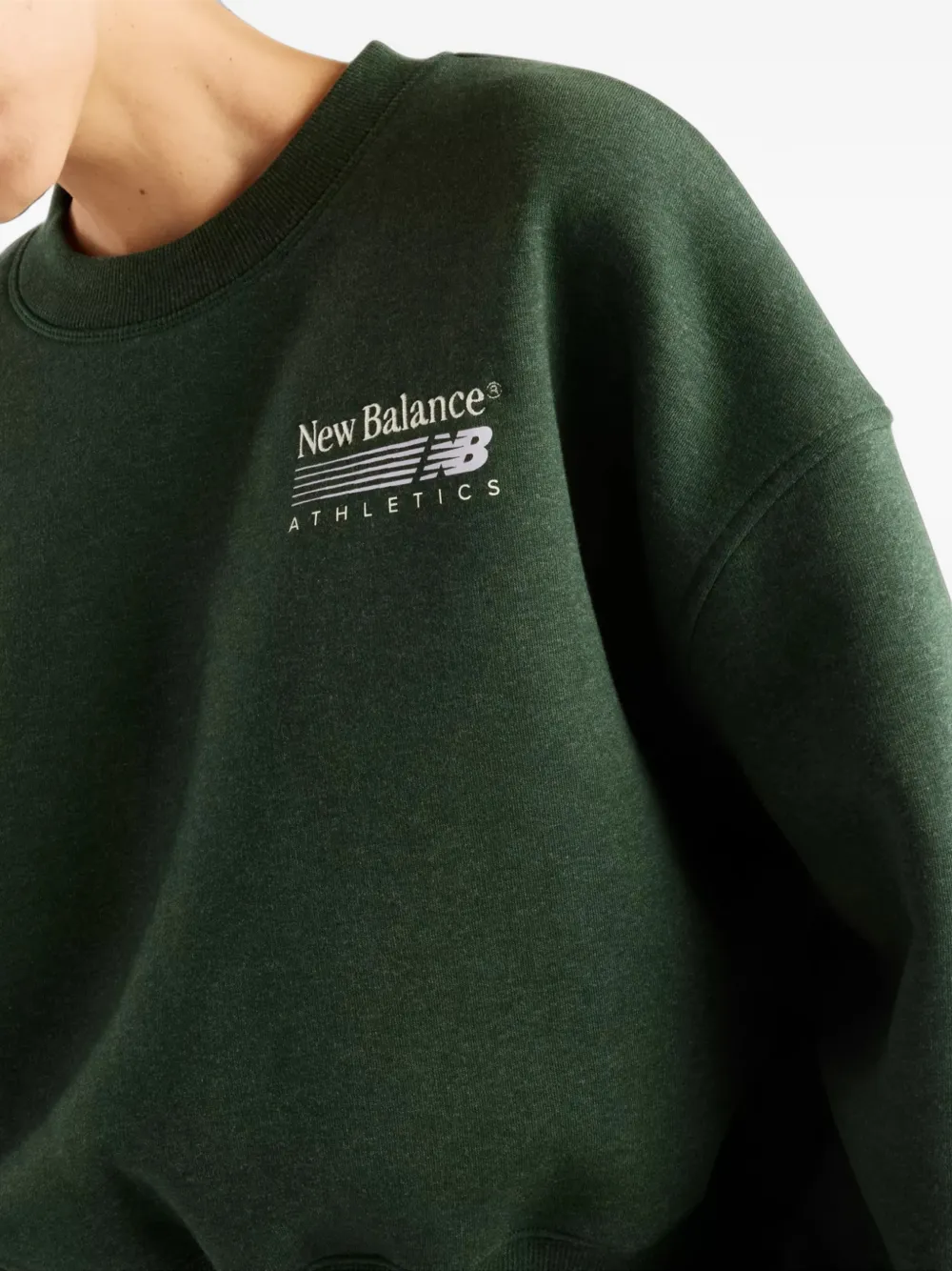 New Balance Trackside fleece crew sweatshirt Groen
