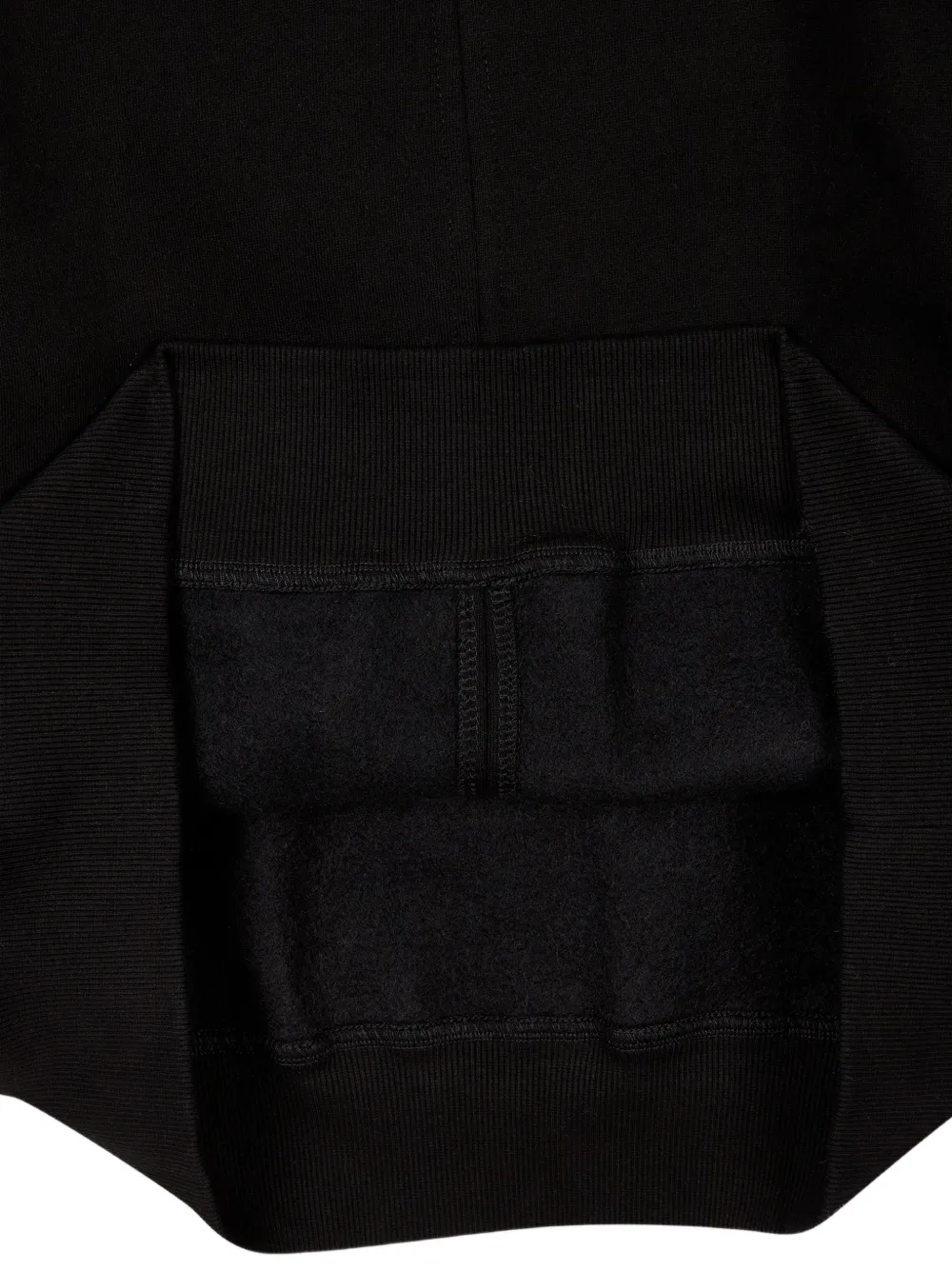 TOMBOY quilted raglan-sleeve sweatshirt Zwart