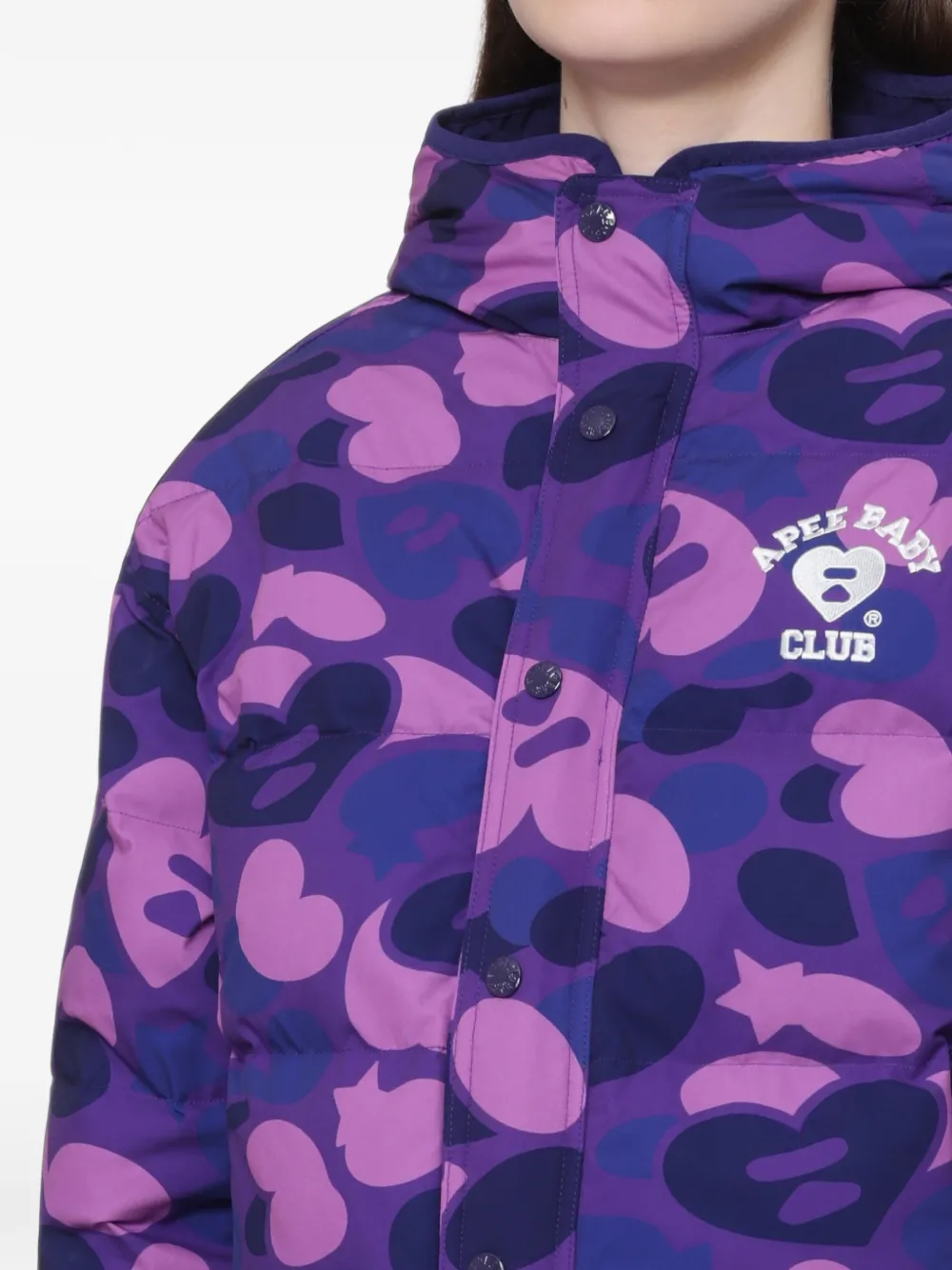 APEE™ by *A BATHING APE Gewatteerd jack met camouflageprint Paars