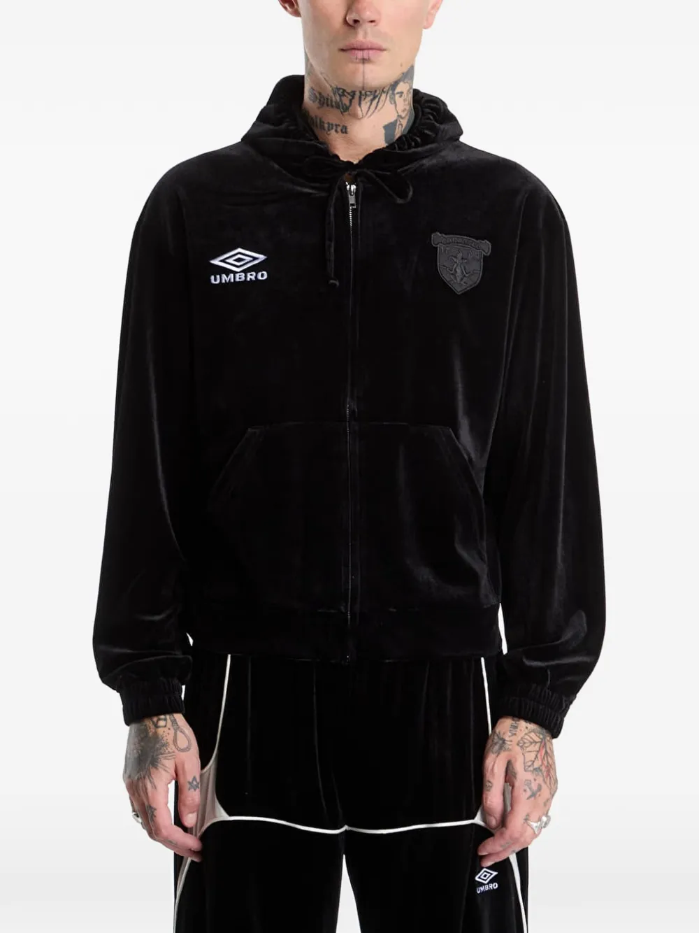 UMBRO velvet masked hoodie Zwart