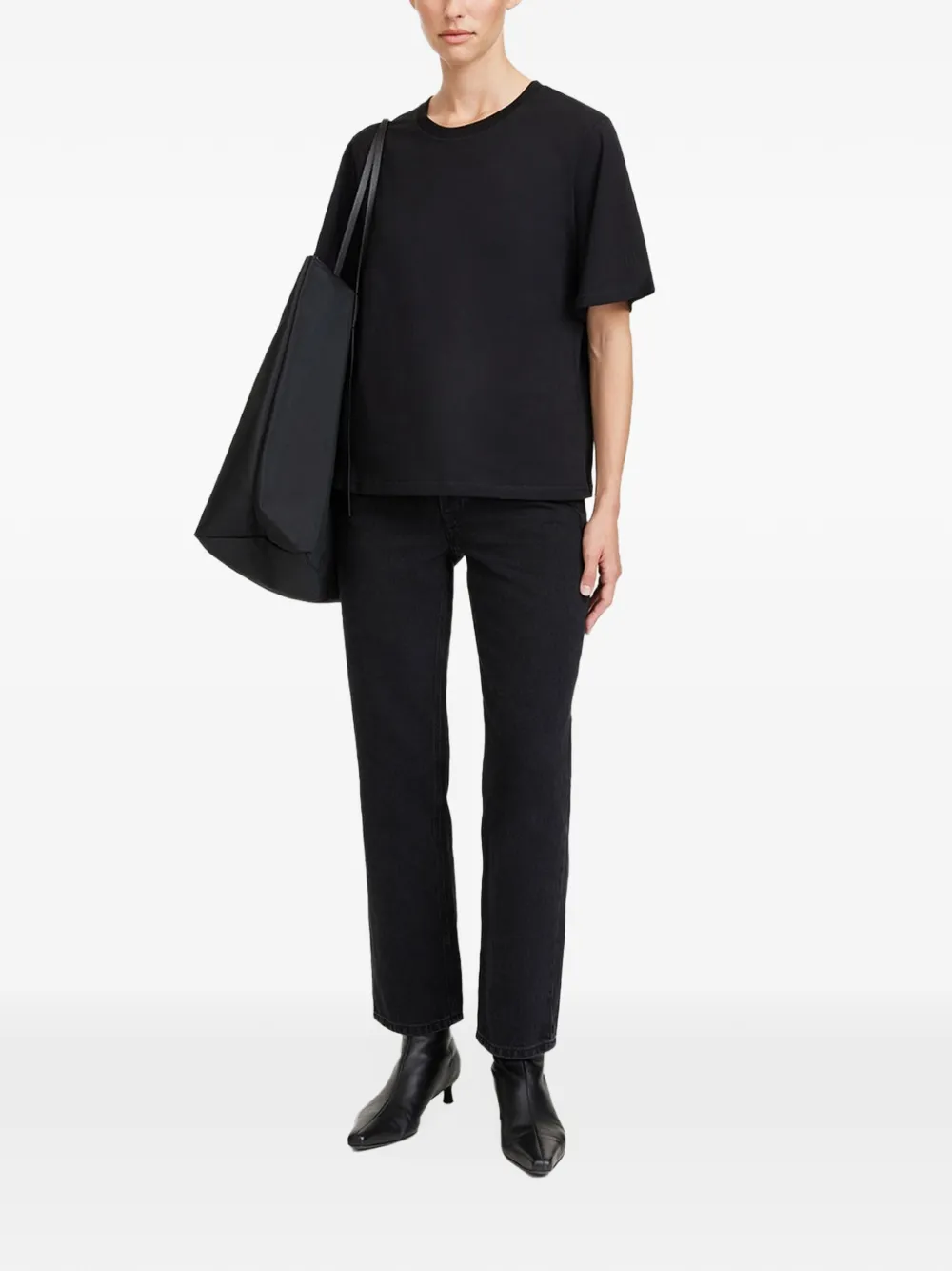 By Malene Birger Hedil T-shirt met geborduurd logo Zwart
