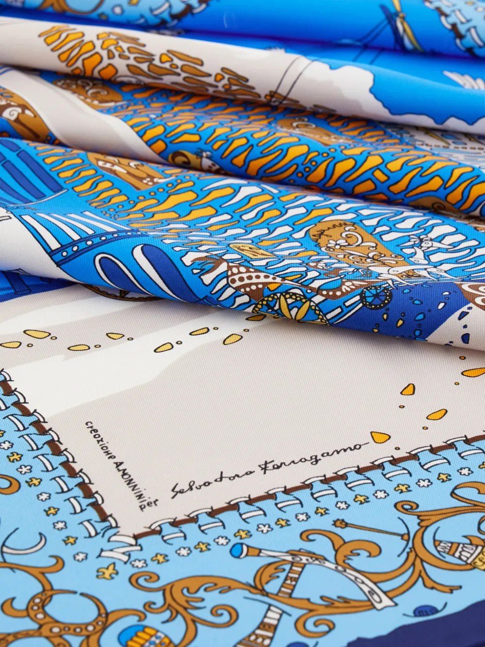Ferragamo Palazzo Spini Feroni print silk scarf Blauw