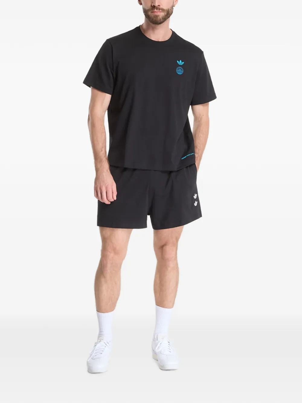 adidas Bad Bunny T-shirt met grafische print Zwart