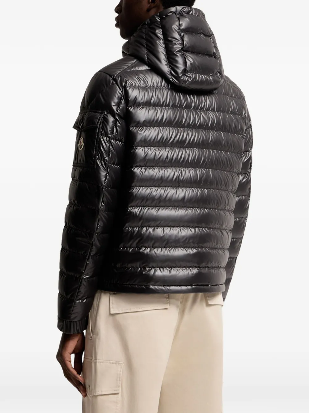Moncler Lauros hooded short down jacket Zwart