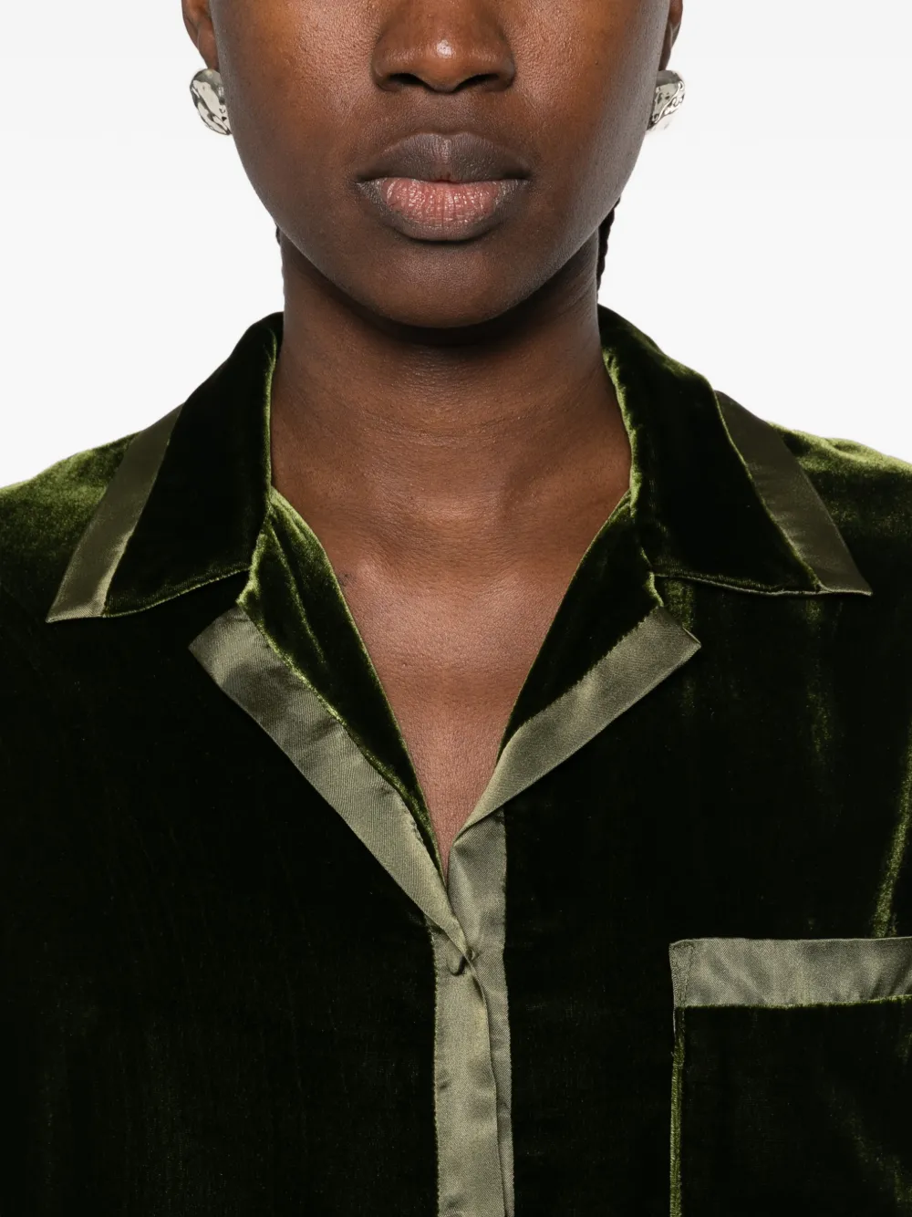 Forte buttoned velvet shirt Groen