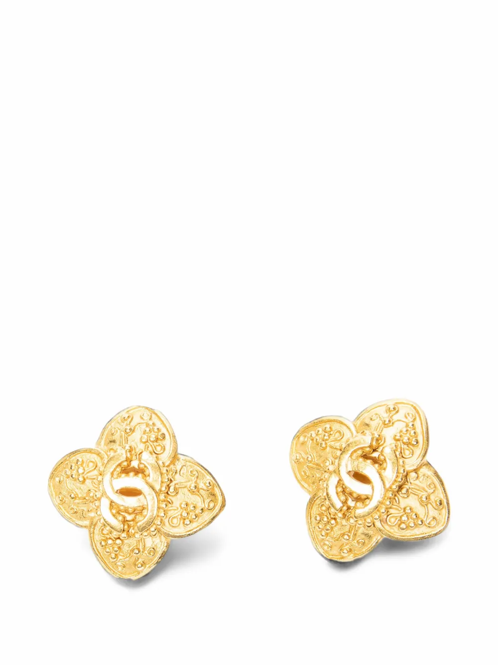 CHANEL Pre-Owned CC clover-shaped clip-on earrings - Gold