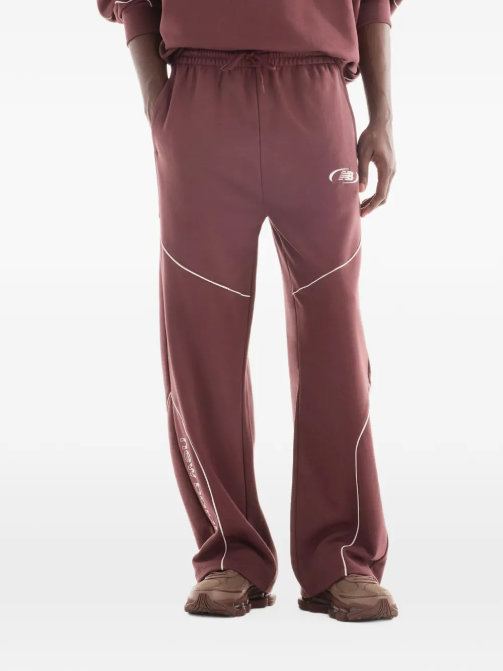 New Balance Trackside French Terry pants - Rot