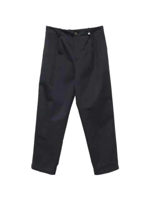 Myths pantalones rectos con pinzas