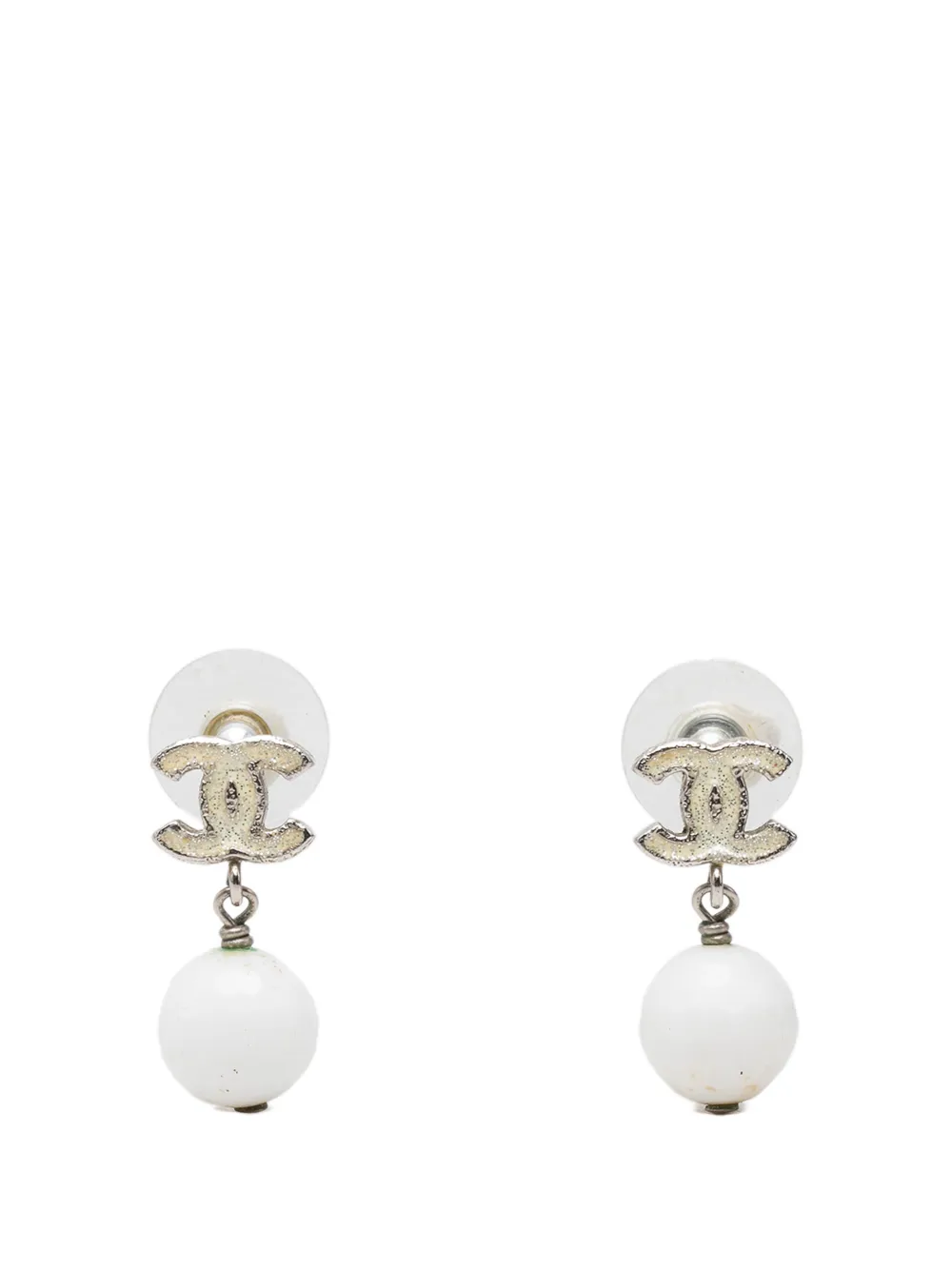 CHANEL Pre-Owned 2010 CC Brass Enamel Faux Pearl Drop Push Back Earrings costume earrings - Bianco