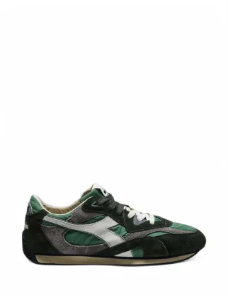 Diadora