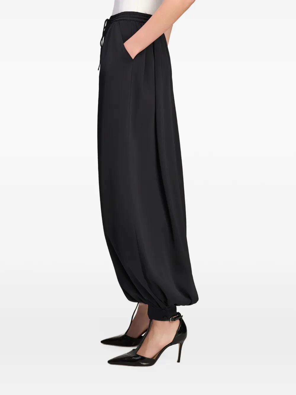 Cinq A Sept Esme satin trousers Zwart