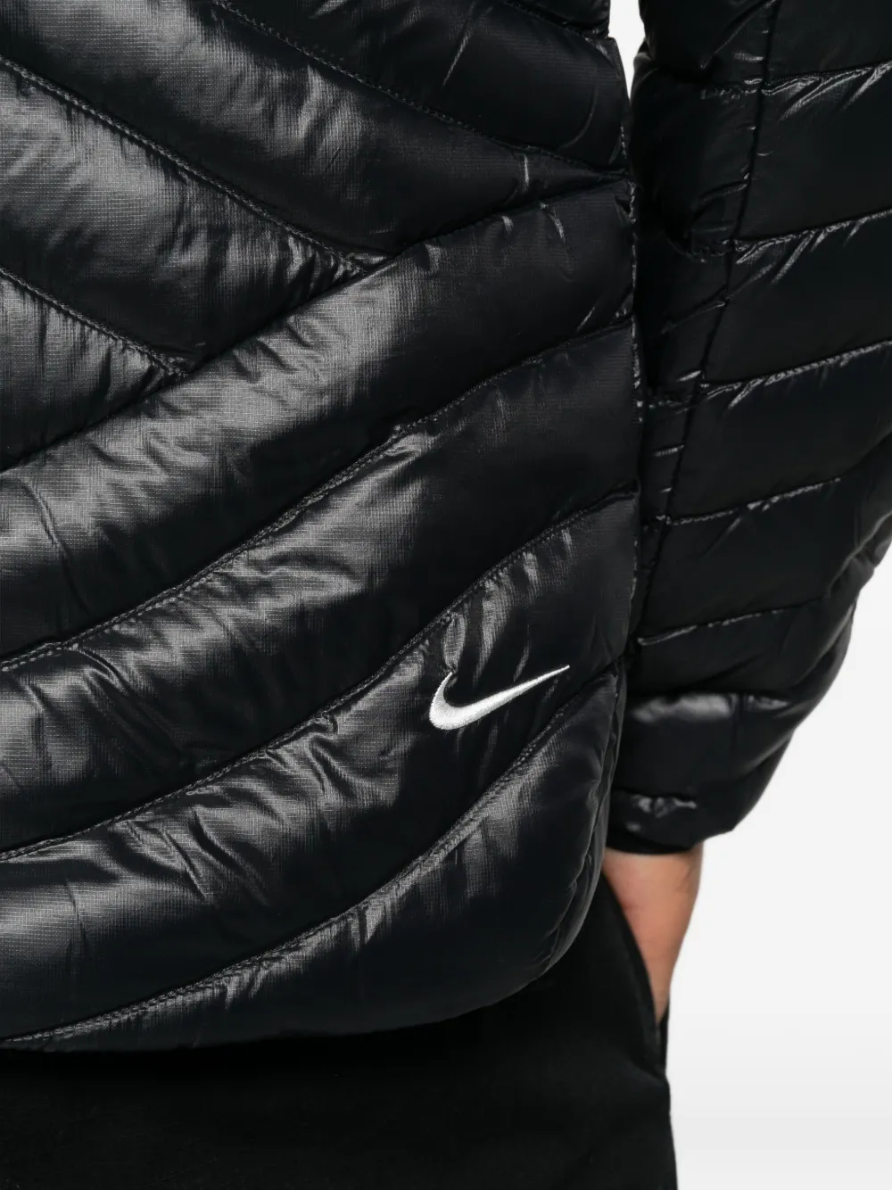 Nike ACG hooded quilted jacket Zwart