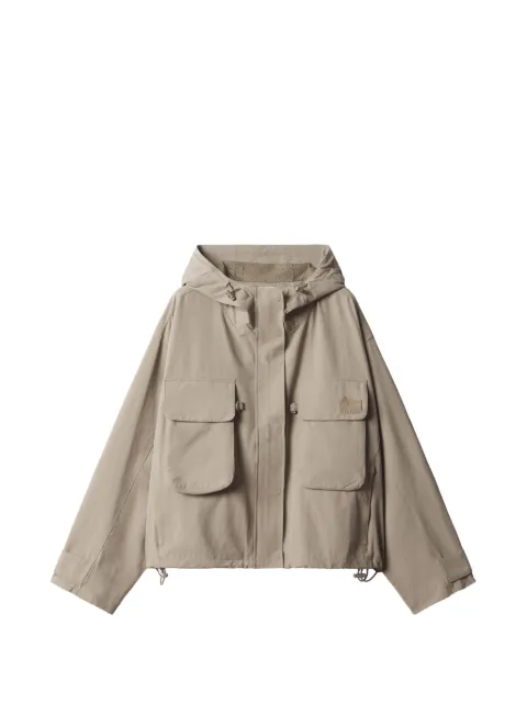 Maison Kitsuné chamarra con capucha y bolsillos con solapa
