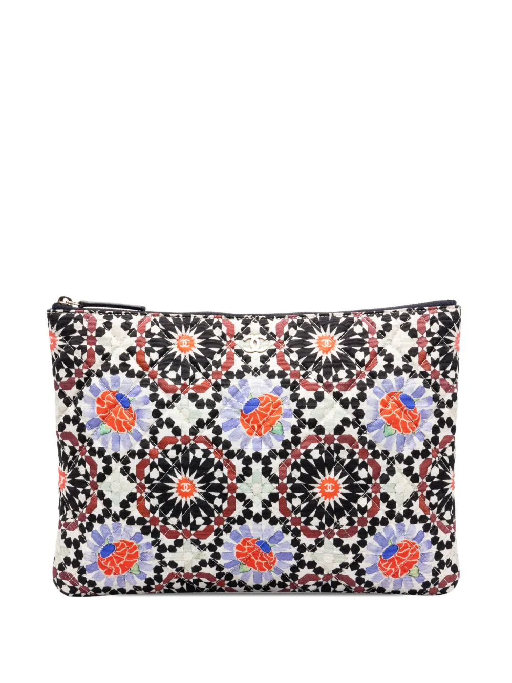 CHANEL Pre-Owned 2014-2015 Paris Dubai Medium Quilted Printed Canvas O Case clutch bag - White