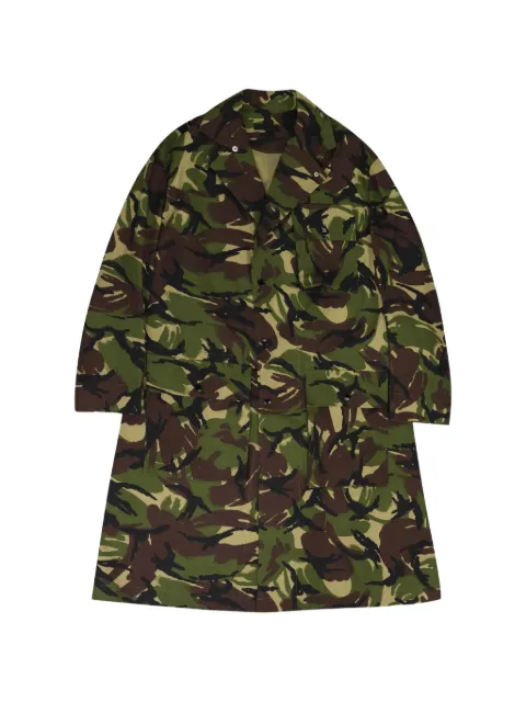 3Man chamarra con pliegues y estampado militar