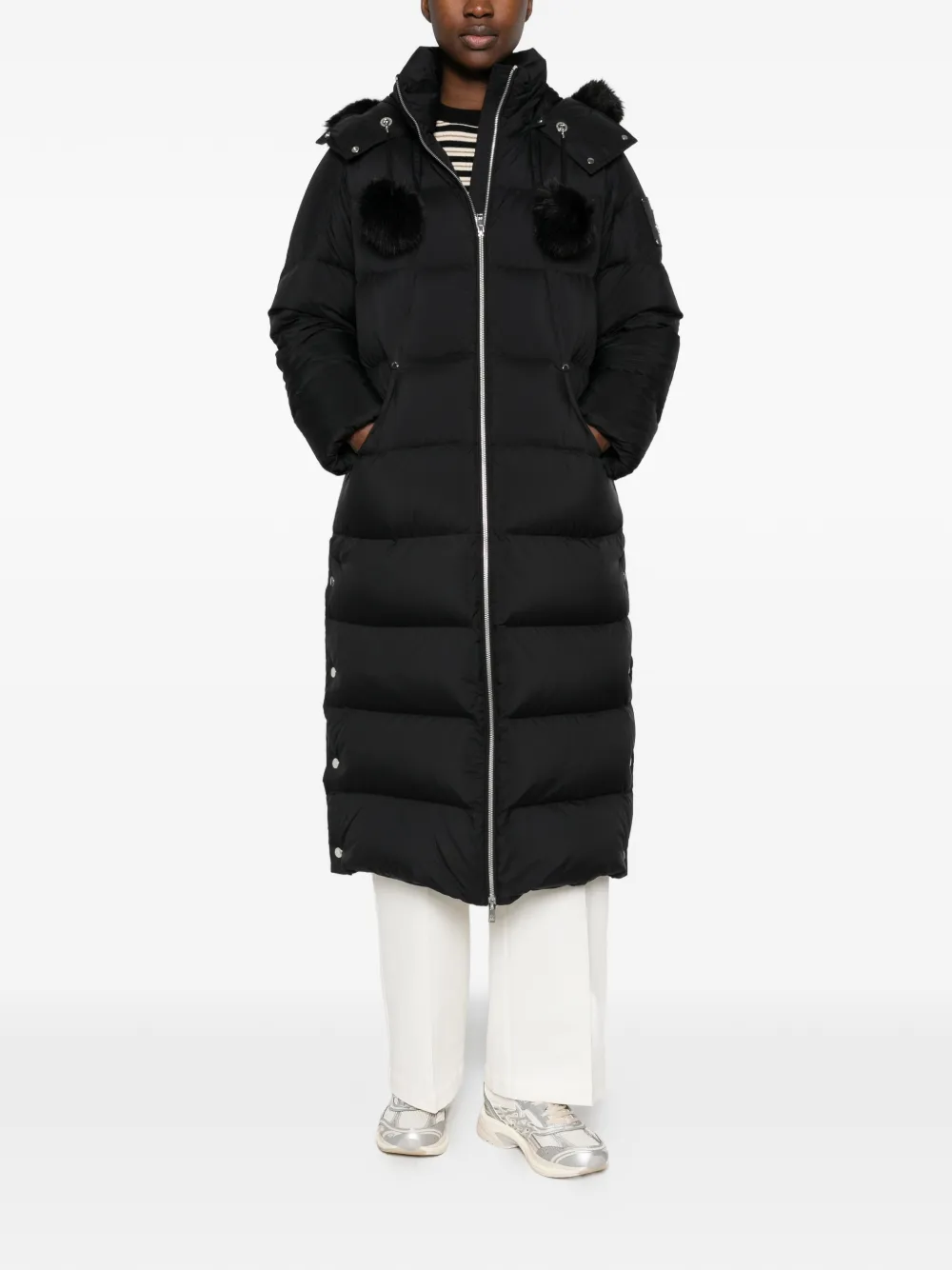 Moose Knuckles Everest pom-pom hooded puffer coat Zwart