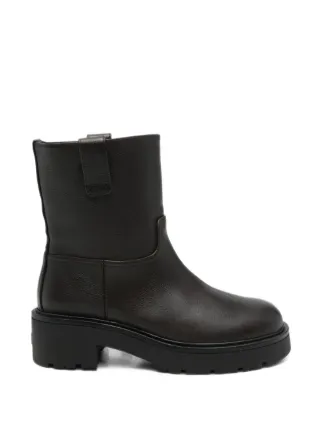 Stuart Weitzman