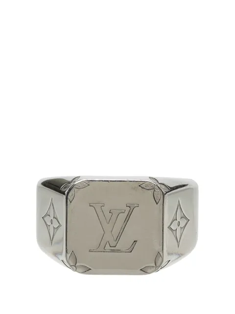 Louis Vuitton Pre-Owned 2023 Brass Monogram Signet Ring costume ring