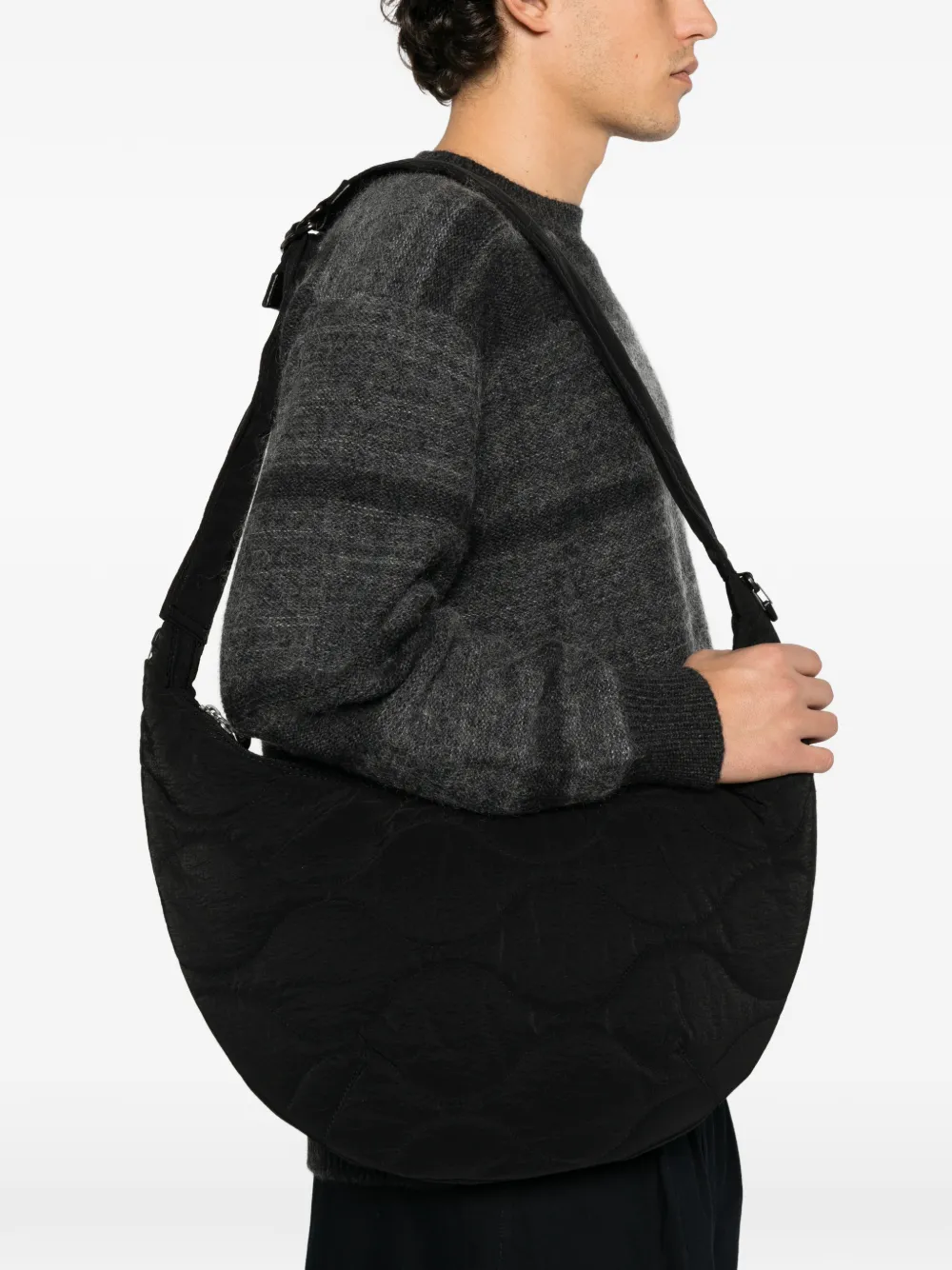 Comme des Garçons Homme quilted curved shoulder bag Zwart