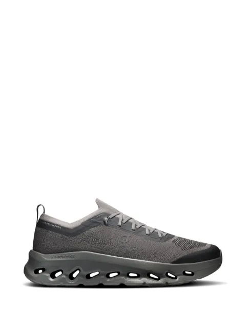On Cloudtilt Moon sneakers
