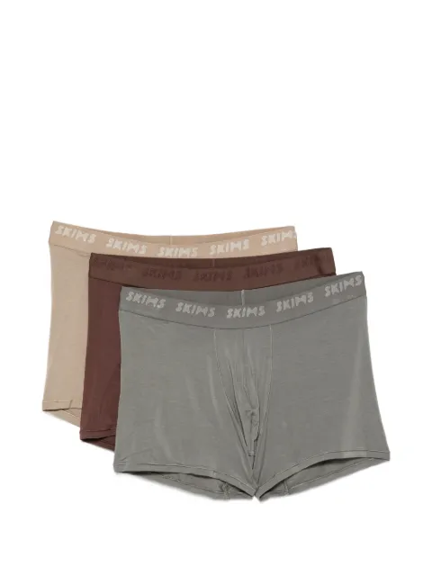 Skims Kit 3 cuecas boxer com logo no cós