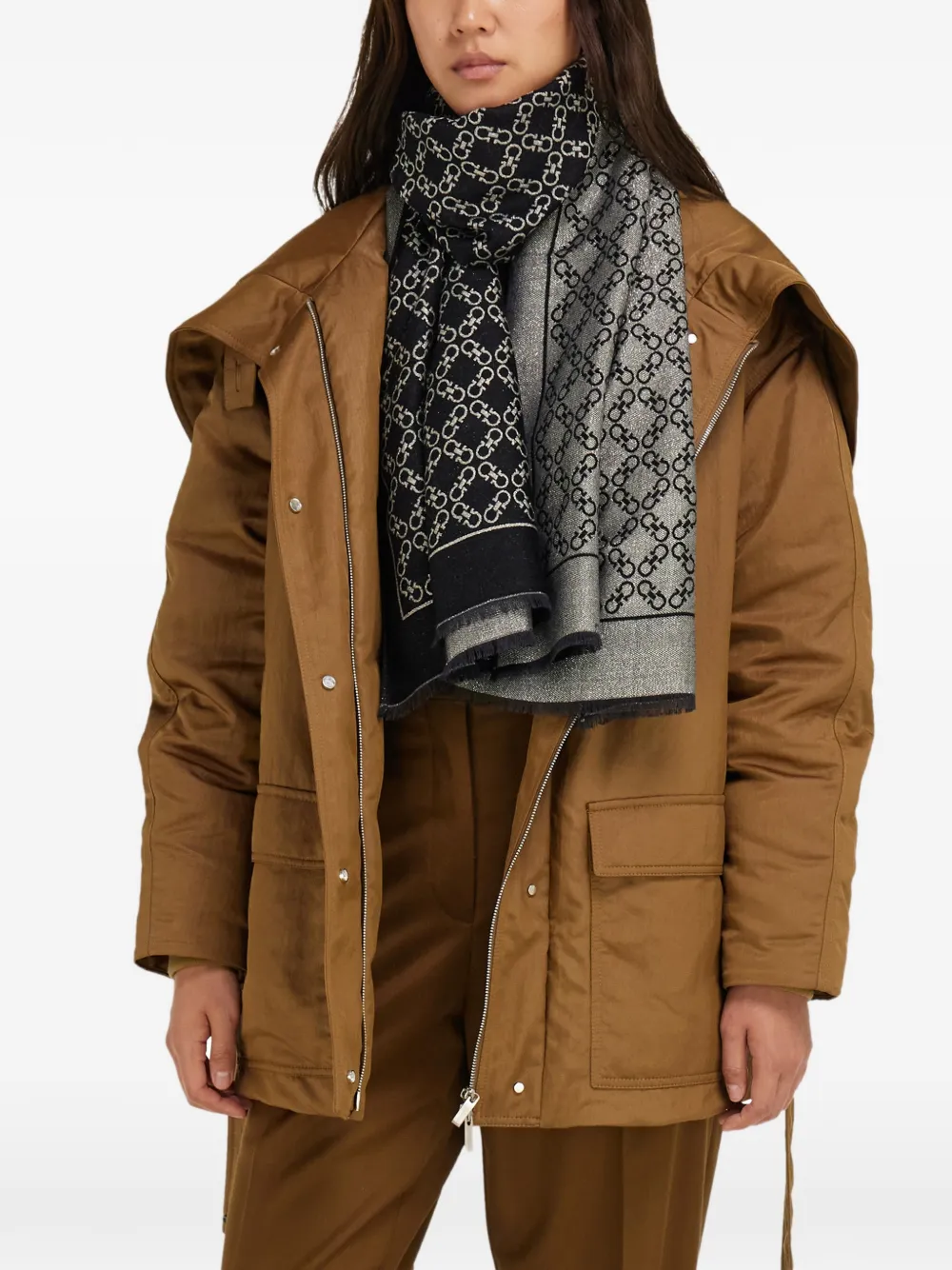 Ferragamo Gancini jacquard stole with lurex Zwart