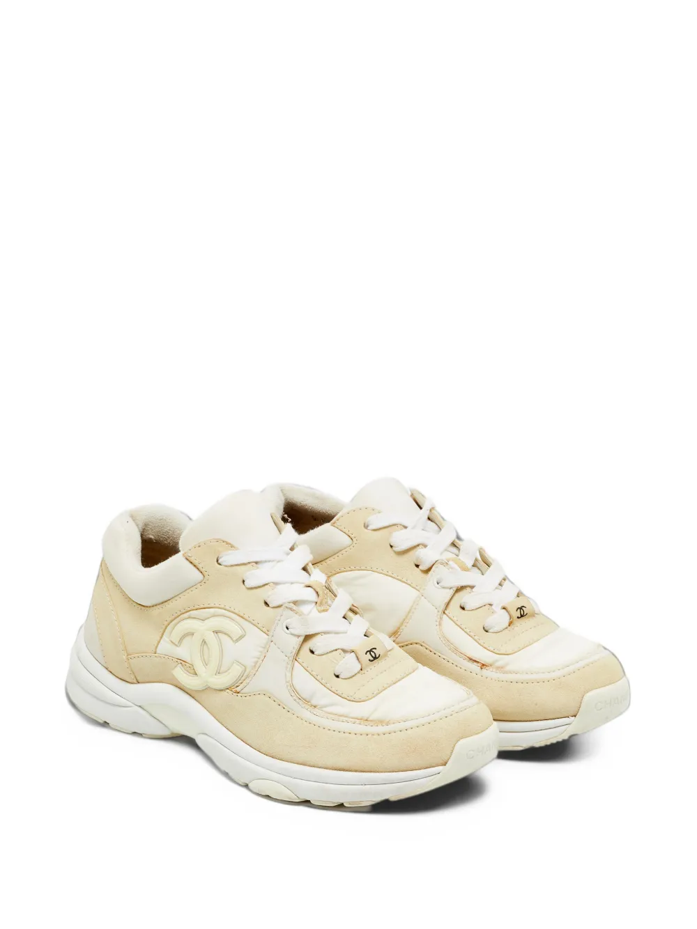 CHANEL Pre-Owned CC two-tone sneakers - Nude