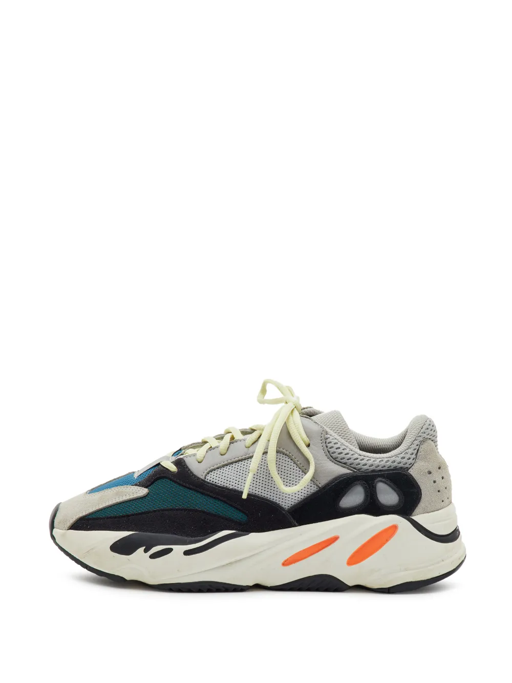 Adidas Yeezy Wave Runner Boost 700 V2 sneakers in Grey
