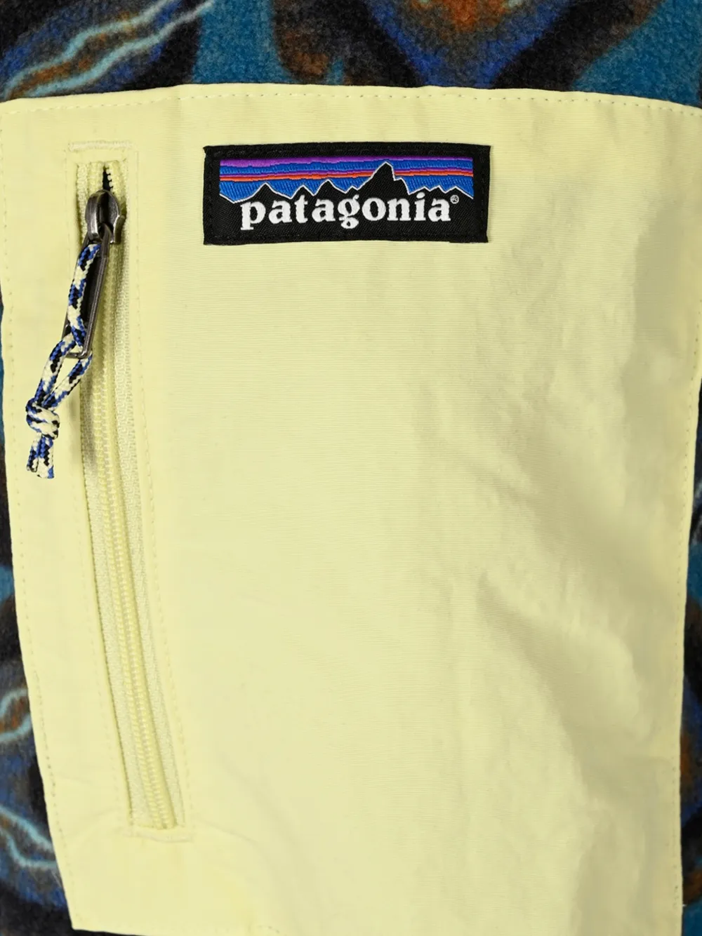 Patagonia graphic-print zip-up jacket Blauw