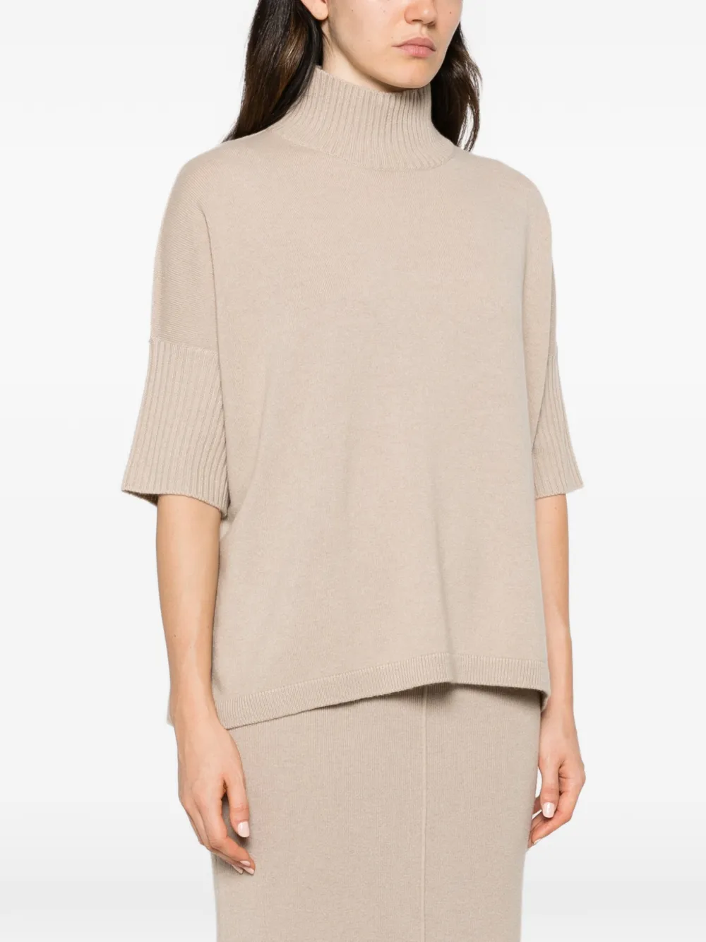 Antonelli Geribbelde coltrui Beige