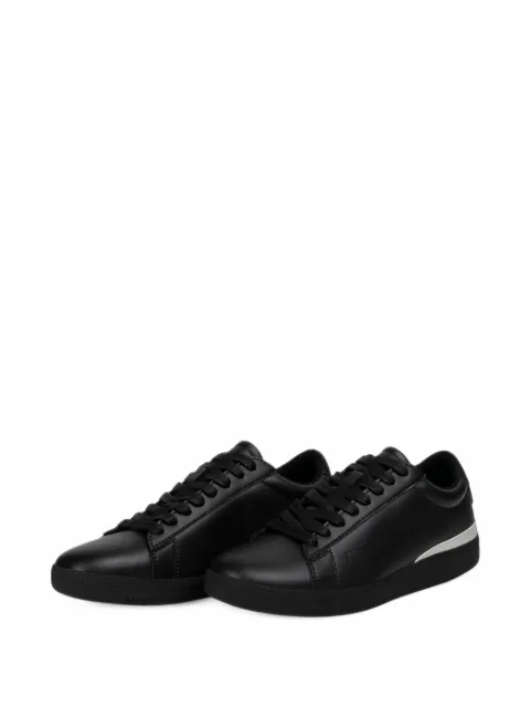 Police tenis de piel con logo en relieve