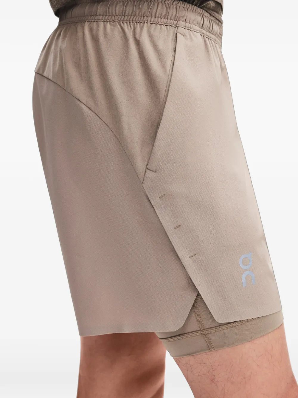 On Train 2-in-1 shorts Beige