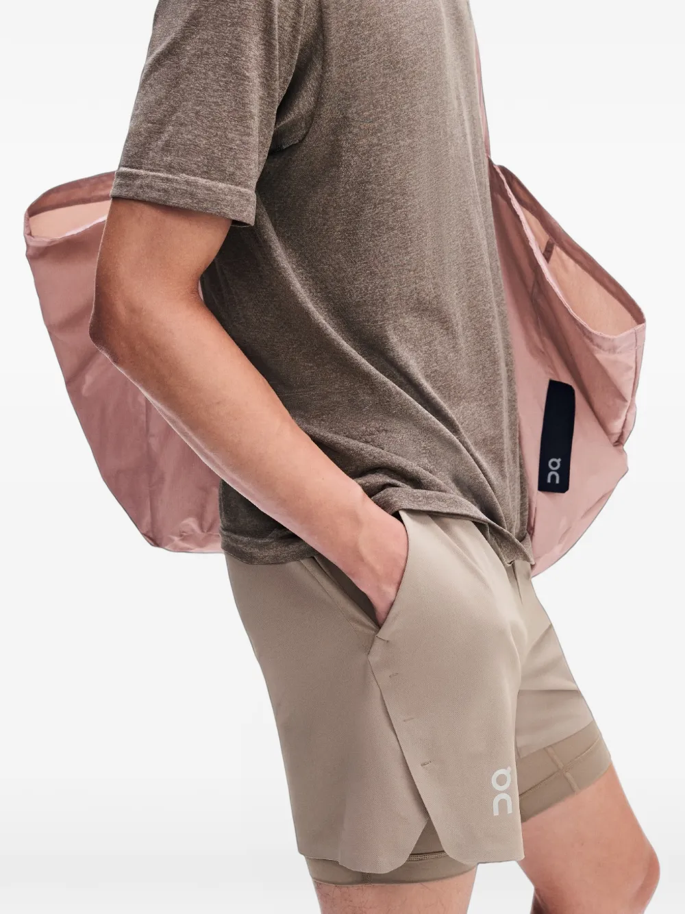 On Train 2-in-1 shorts Beige