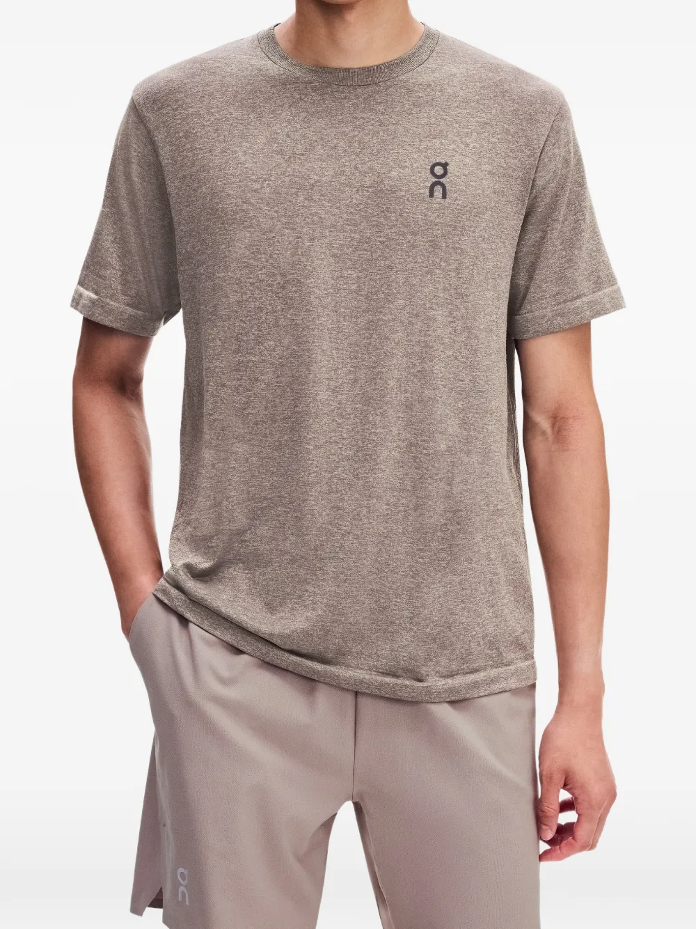 On Train Shorts 7" Beige