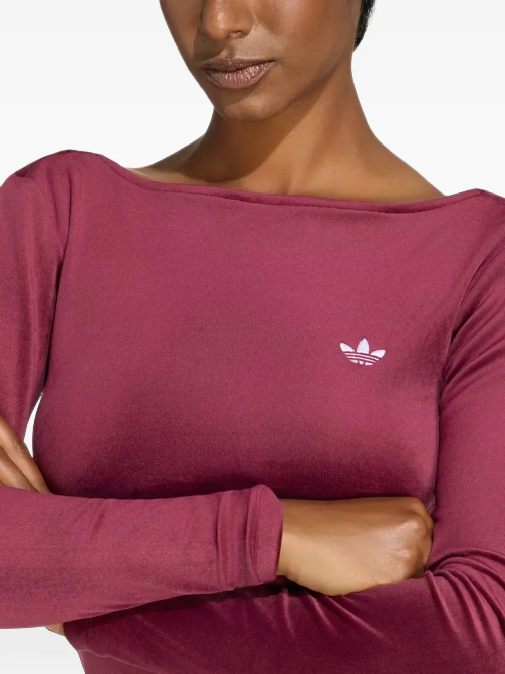 adidas Essentials velour scooped back longsleeve T-shirt Rood
