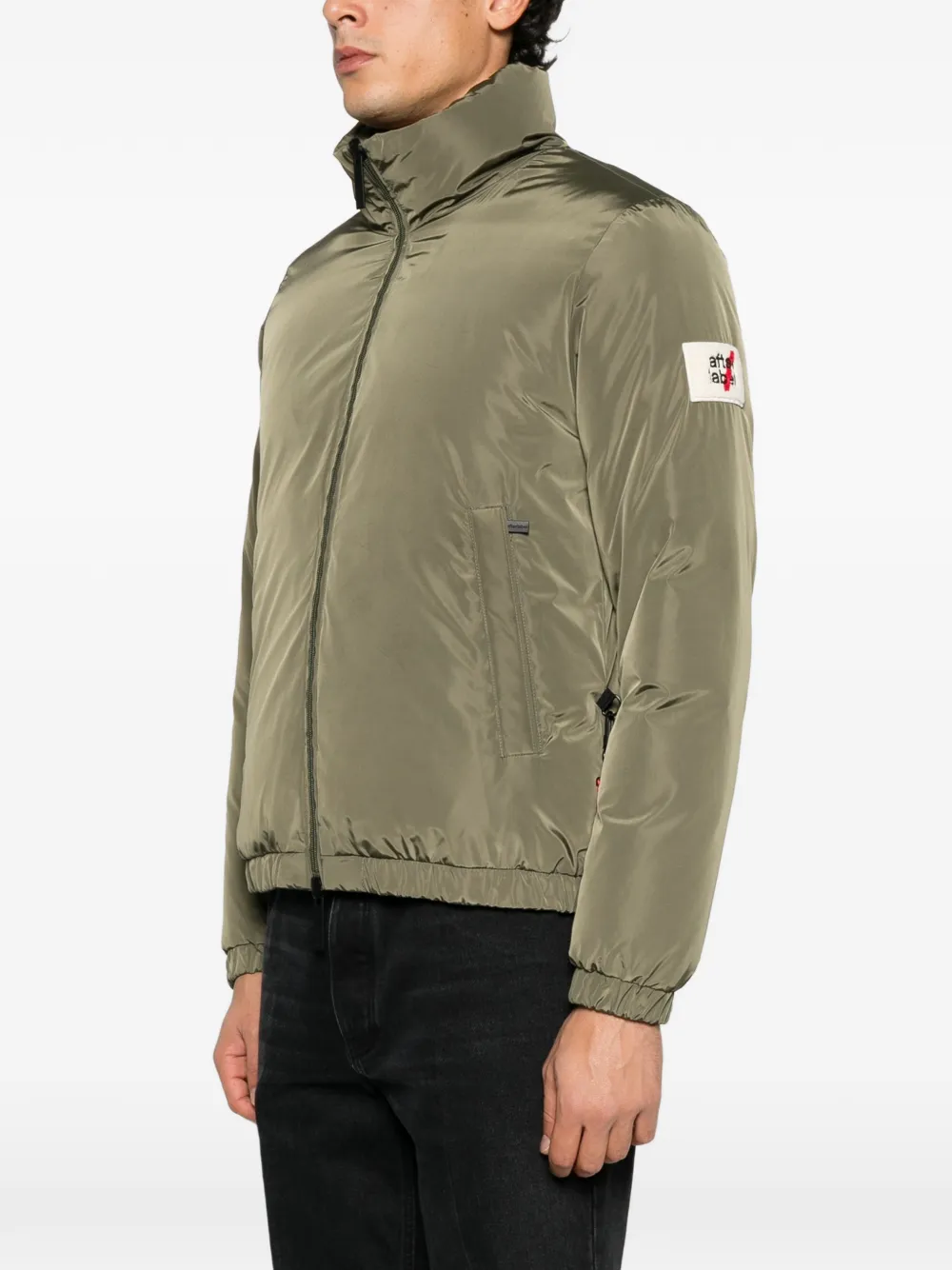 PIQUADRO Aero logo-patch zip-up jacket Groen