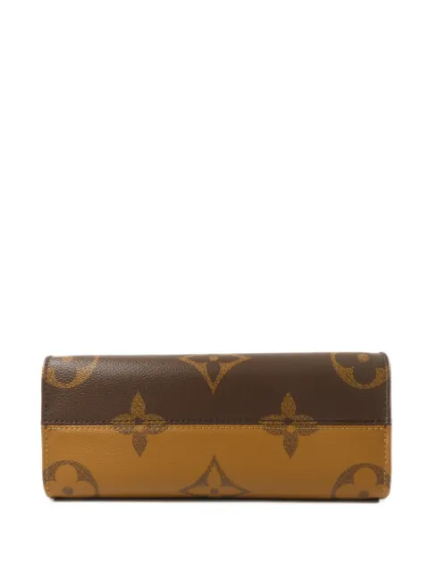 Louis Vuitton Pre-Owned tote PM OnThego Monogram Giant