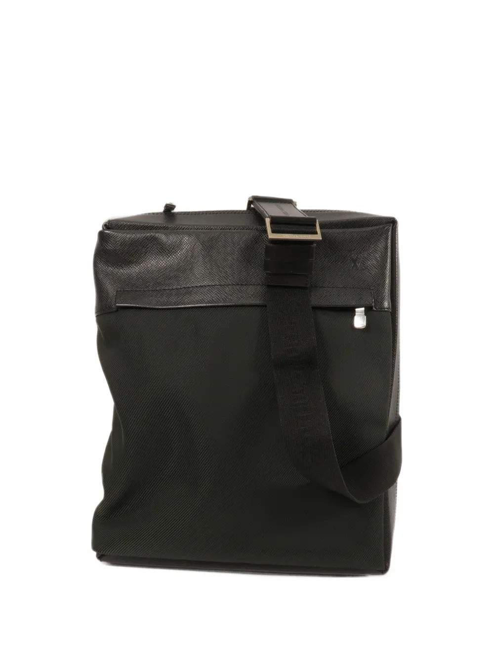 Louis Vuitton Pre-Owned Sayan Taiga messenger bag - Black