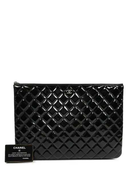 CHANEL Pre-Owned CC quilted clutch bag