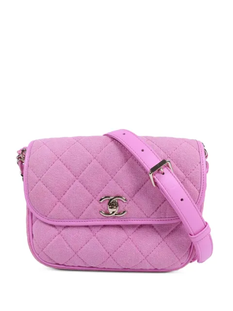 CHANEL Pre-Owned diamond-quilted logo-plaque cross body bag