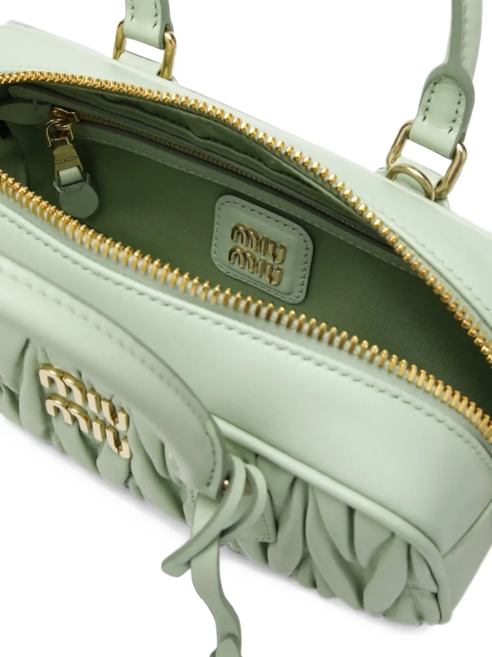 Miu Arcadie Matelassé leather shoulder bag Groen