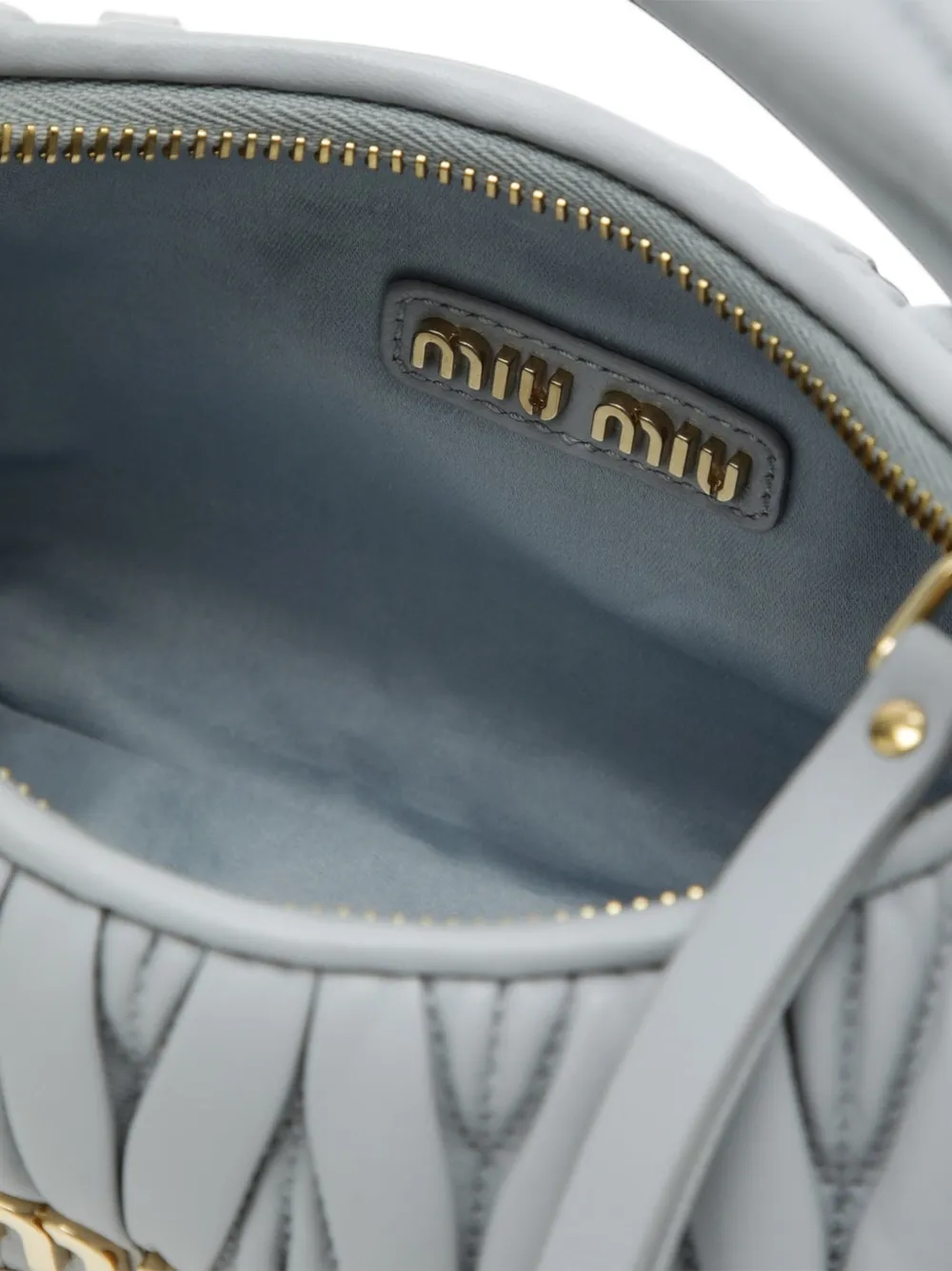 Miu Wander Matelassé nappa leather shoulder bag Grijs