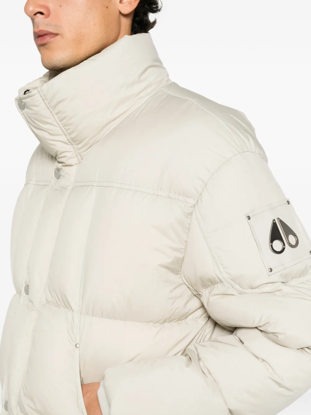 Moose Knuckles Everest quilted logo-patch puffer jacket Grijs