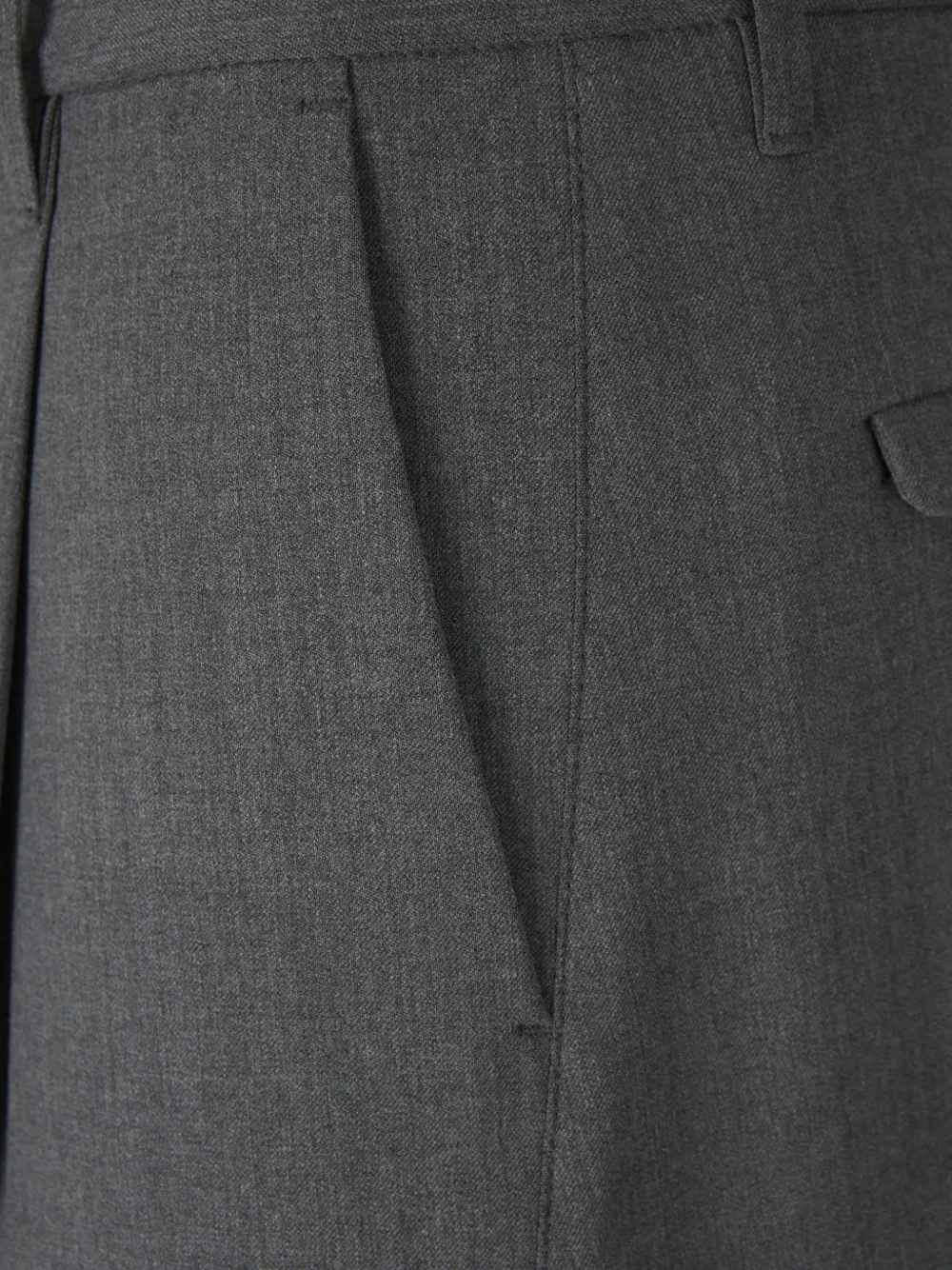 Nine In The Morning pleated-detail cropped trousers Grijs