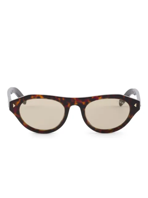 Prada lentes de sol con armazón ovalada