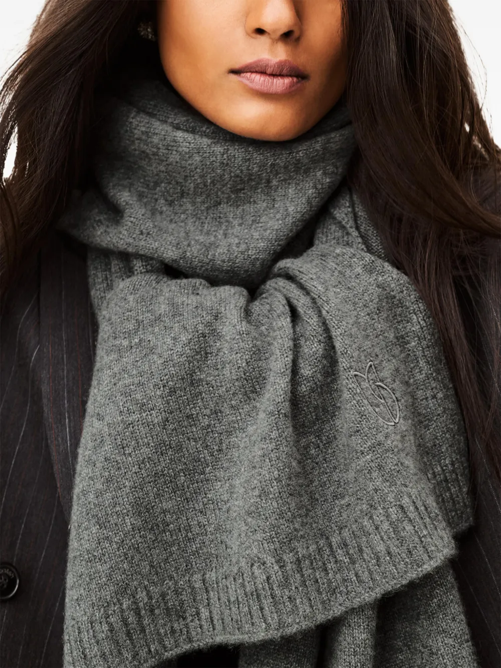 Ba&Sh Comie logo-embroidered scarf Grijs