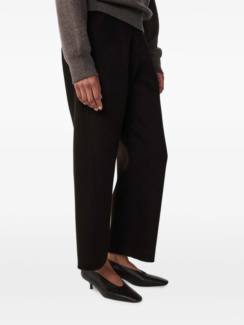 Studio Nicholson Myrtle curved-leg trousers Bruin