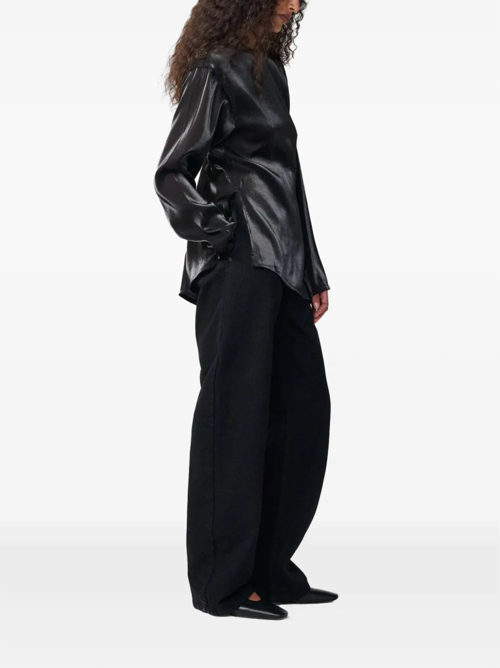 Studio Nicholson Cecile asymmetric-hem top Zwart